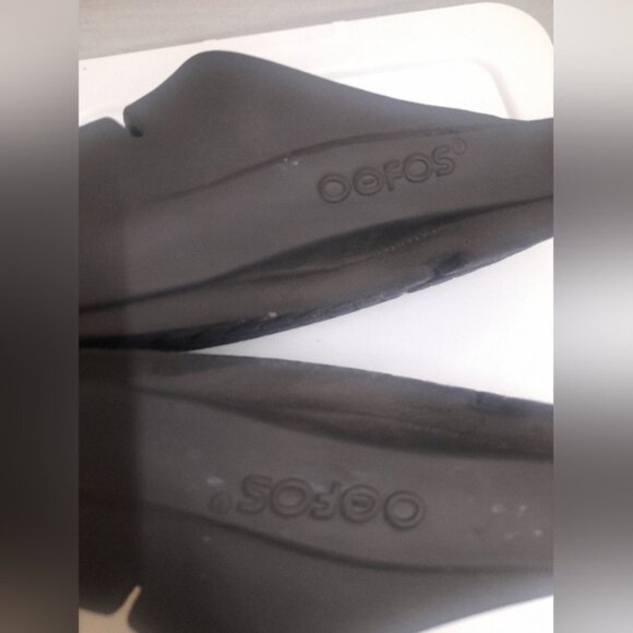 OOFOS - Black Slide Sandals M7/W9 - Picture 7 of 9